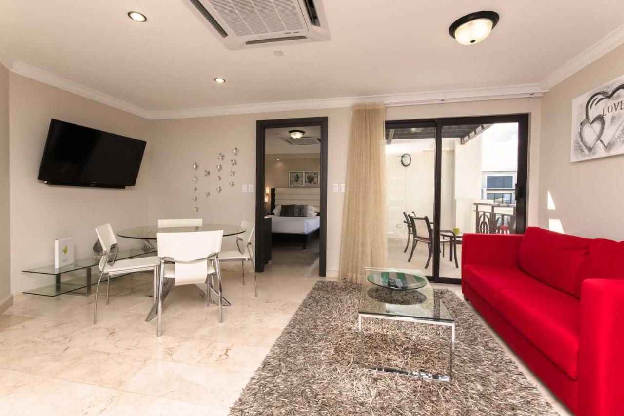 Palmaruba Condos Palm Beach Екстер'єр фото